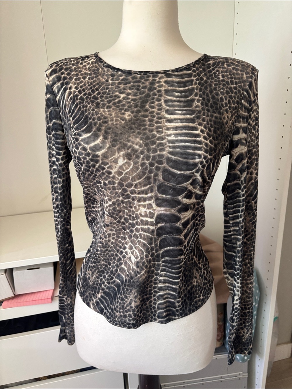 Women's Long Sleeve Snake-Print Top - Black & Cream